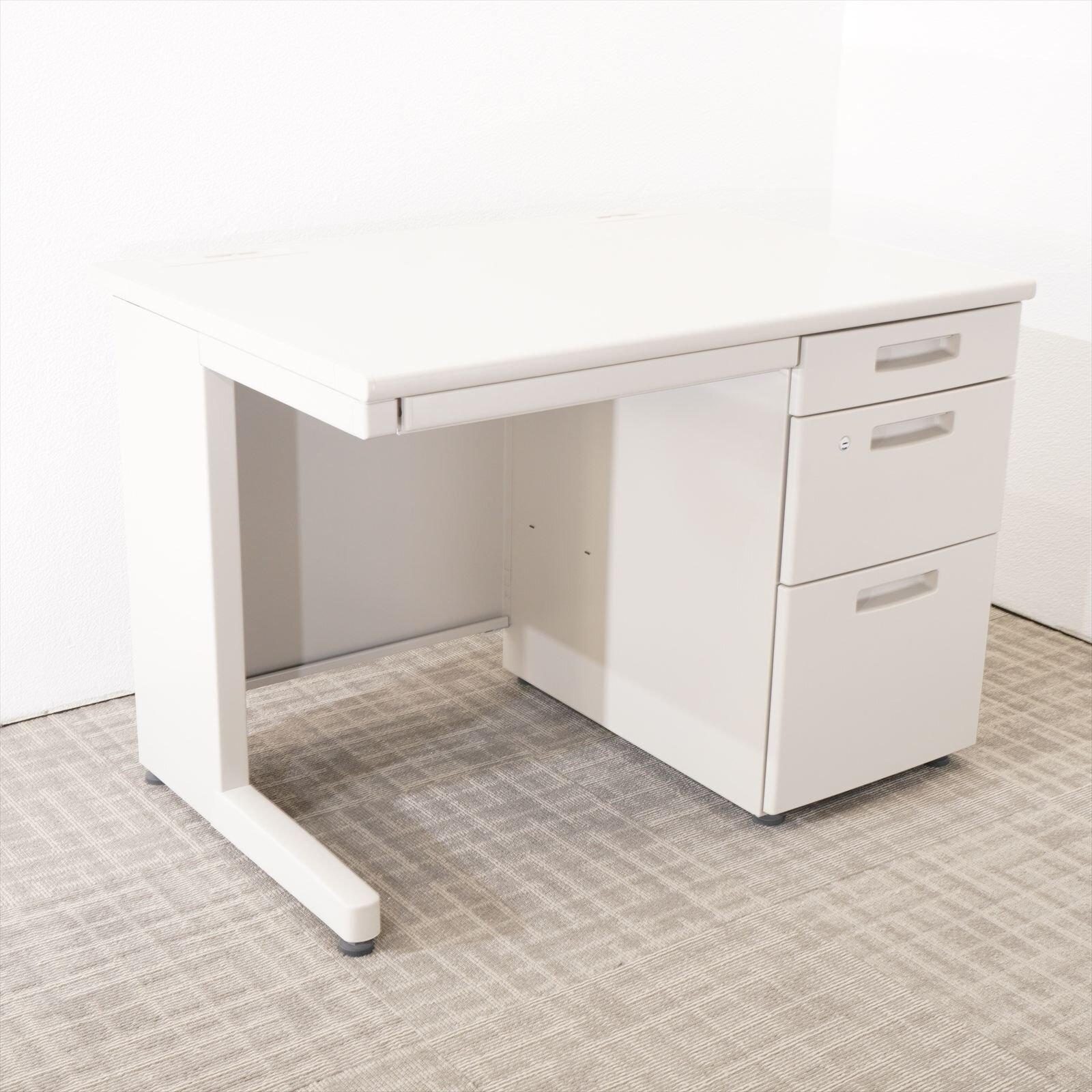 コクヨ BS＋ 片袖机 107