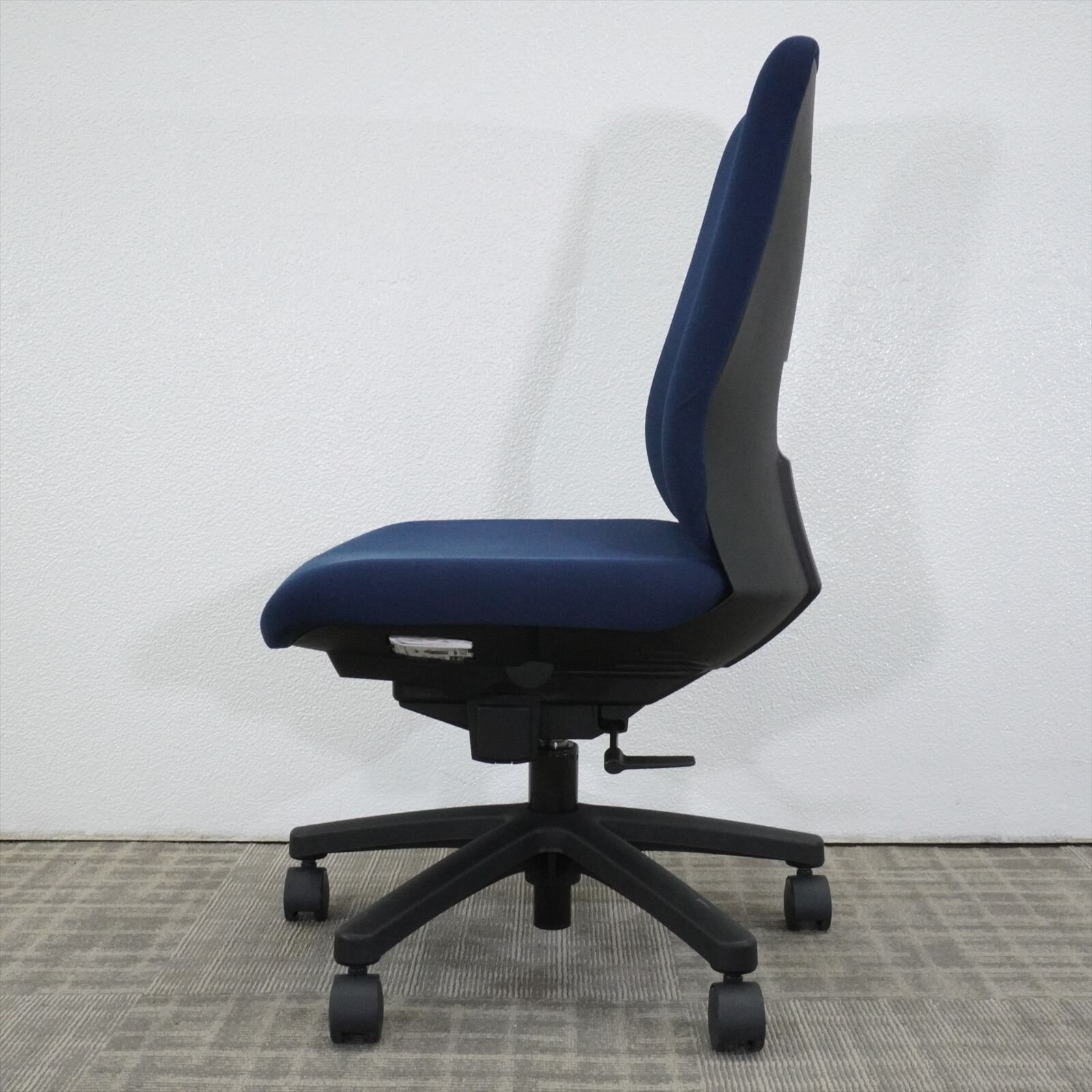 イトーキ トルテＲ ハイバック ネイビーブルー 特価品