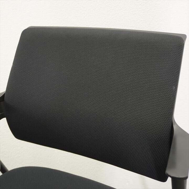 コクヨ ピエガ ミーティングチェアー 肘付 ブラック