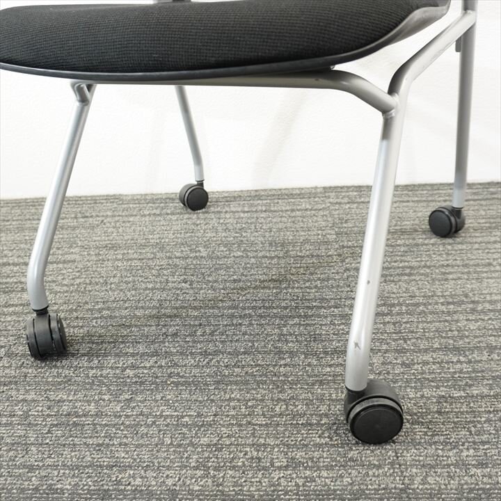 オカムラ グラータ ミーティングチェア 背ヌード ブラック