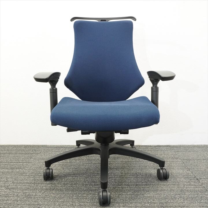 【2018年製】イトーキ エフチェア 可動肘 ハイバック クロスバック ハンガー付 ブラックシェル ネイビーブルー
