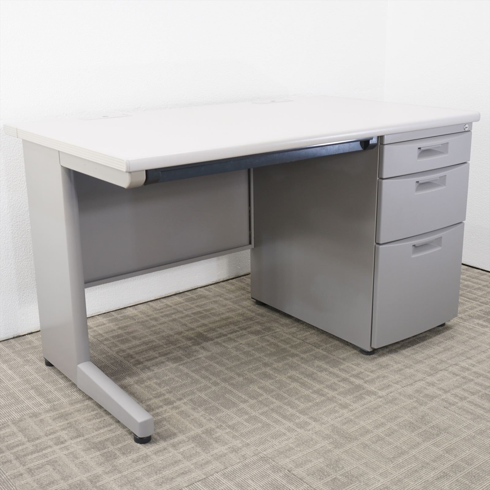 イトーキ ＣＺ 片袖机 127 WE色