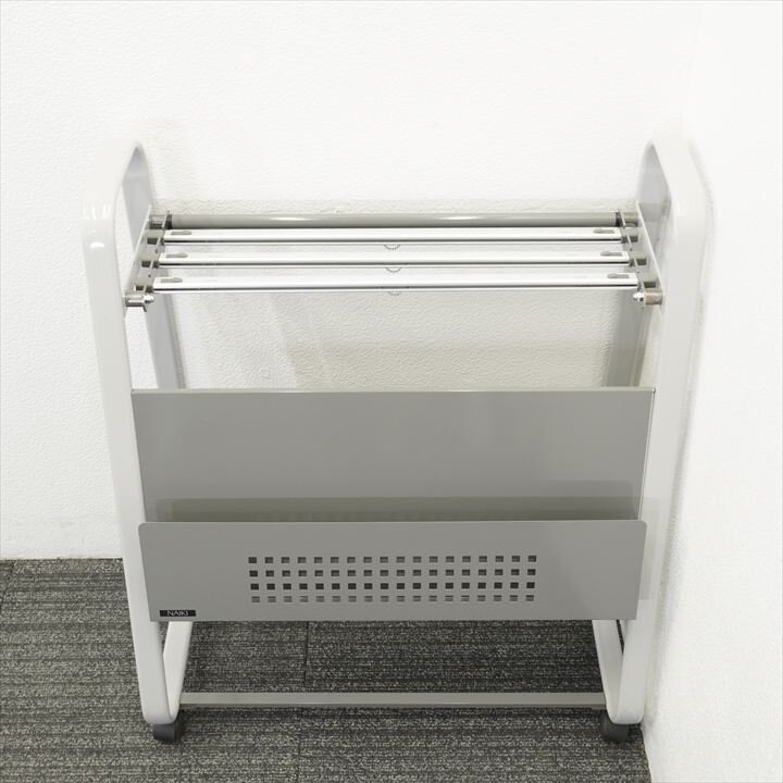 ナイキ 新聞架 W690 D370 H815 キャスター付