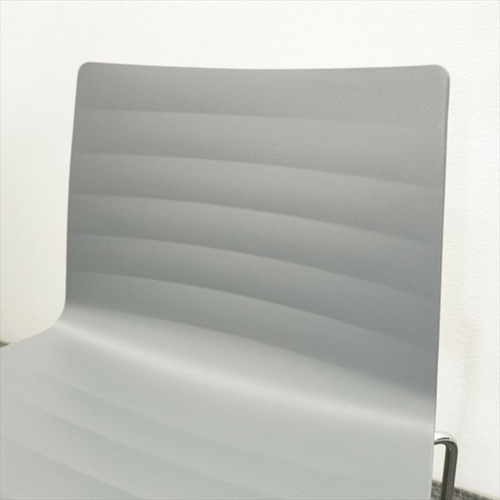 アンドリュー・ワールド フレックスチェアー グレー