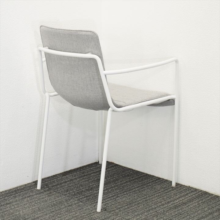 コクヨ オフセットフレーム ミーティングチェアー グレー