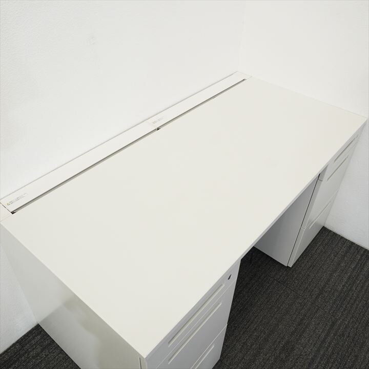 イトーキ ＣＺＲ 両袖机 147 3X3段 H720 ホワイト