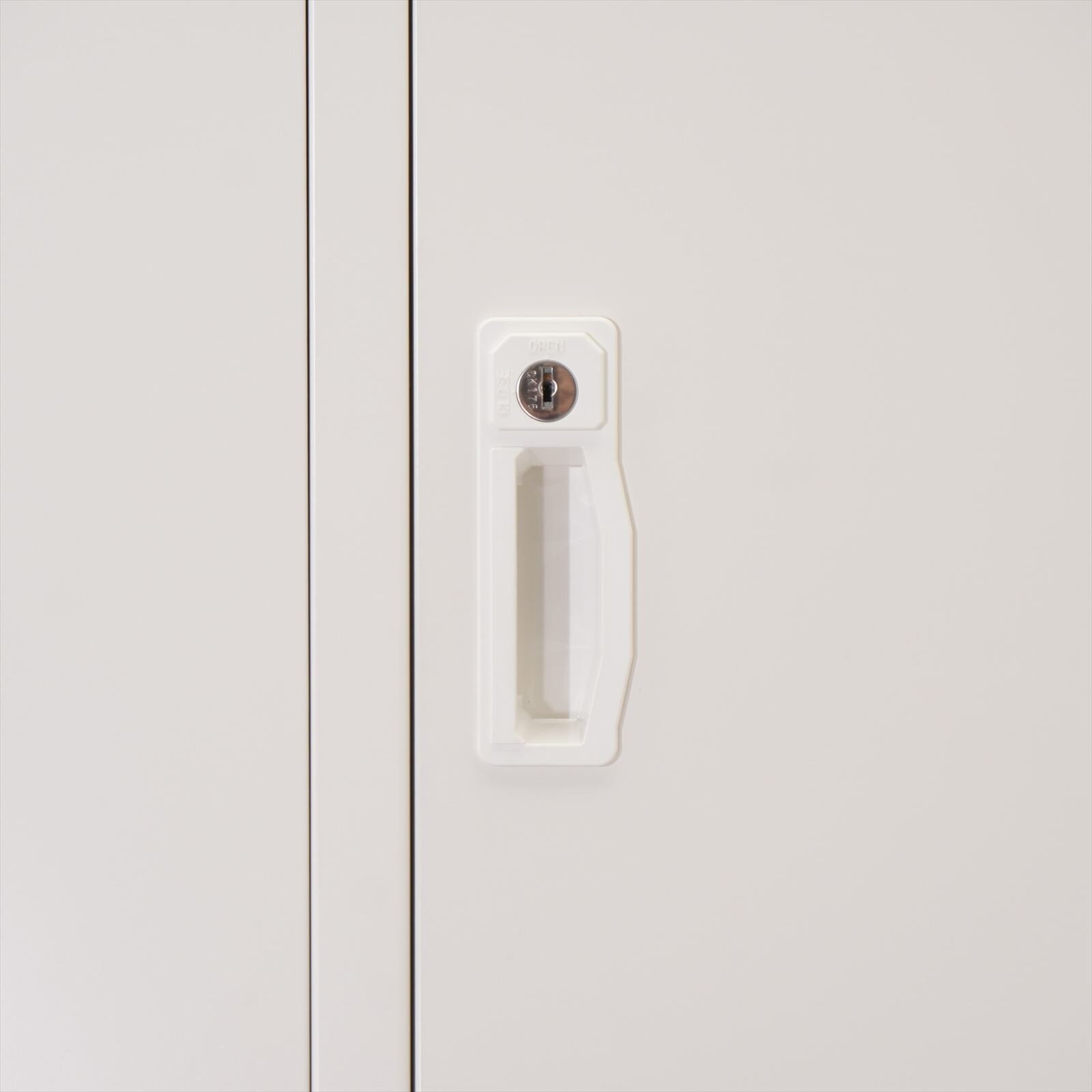 セイコー AKL 4人用ロッカー 2列2段  W608 D515 H1790 ホワイト