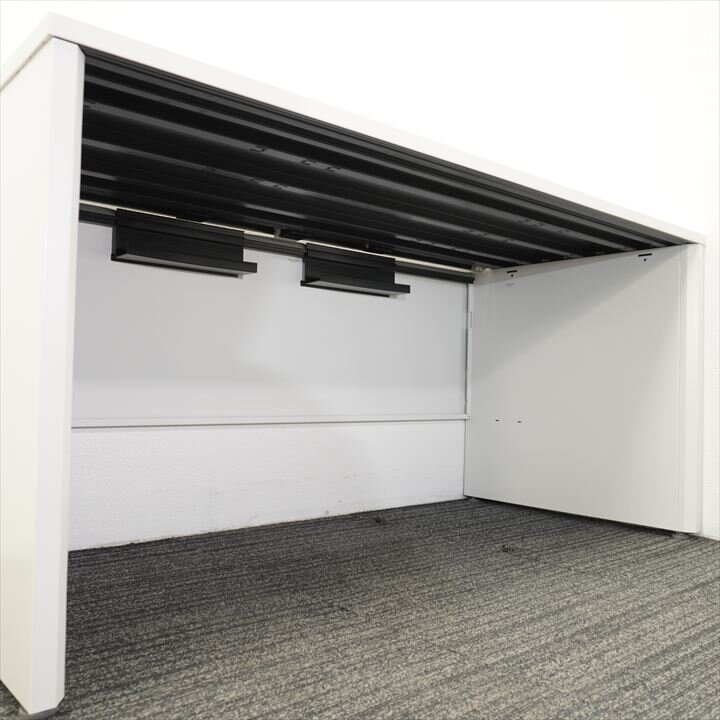 イトーキ ＣＺＲ 平机 157 引出ナシ パネル脚