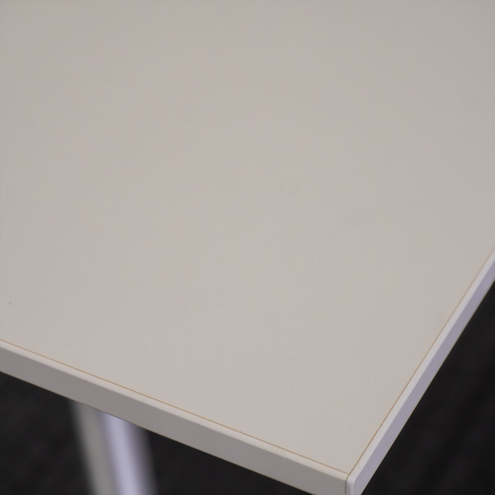 イトーキ ＤＤ ミーティングテーブル W900 D900 H700