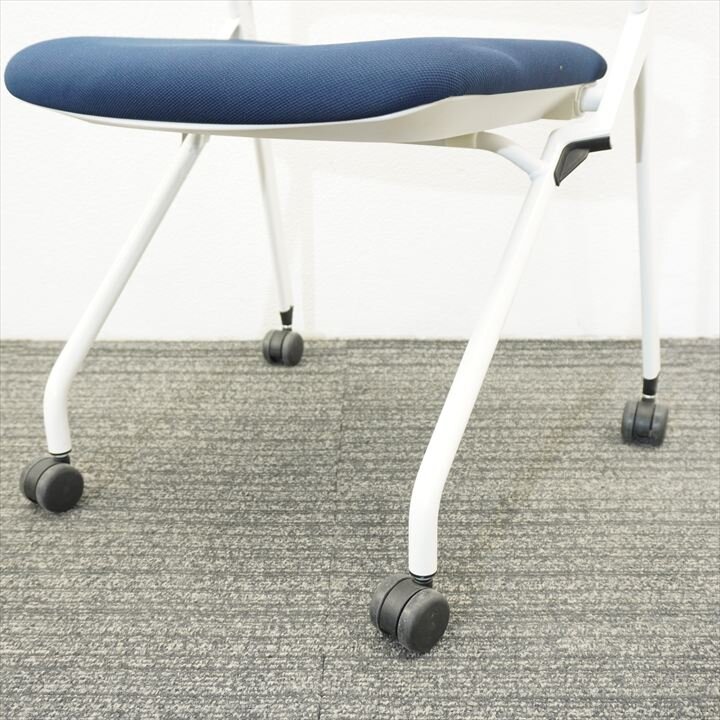 イトーキ モノン ミーティングチェア 樹脂メッシュバック ネイビーブルー