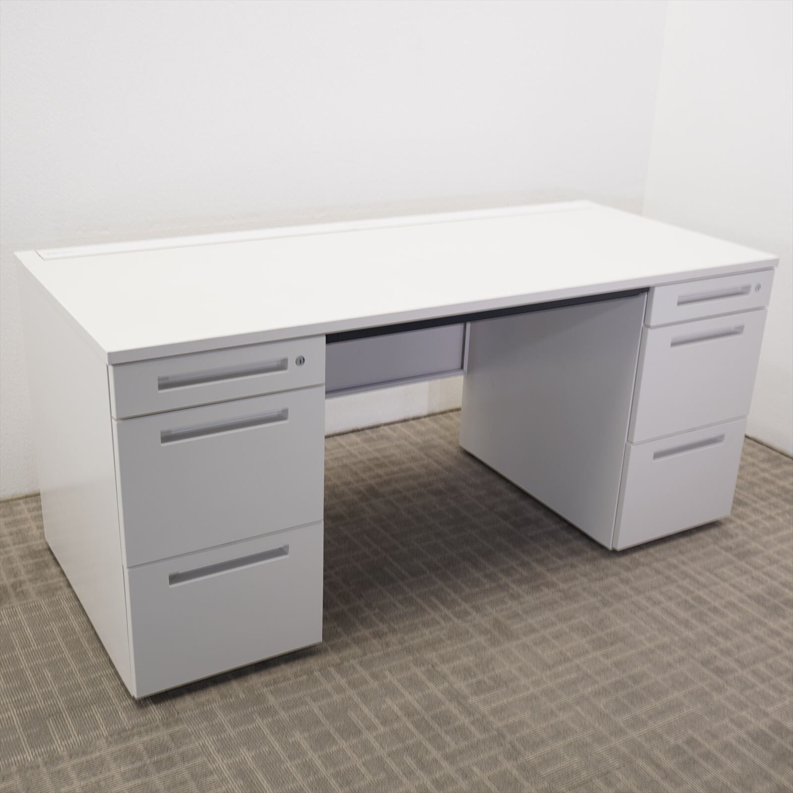 イトーキ ＣＺＲ 両袖机 167 H720 W9色