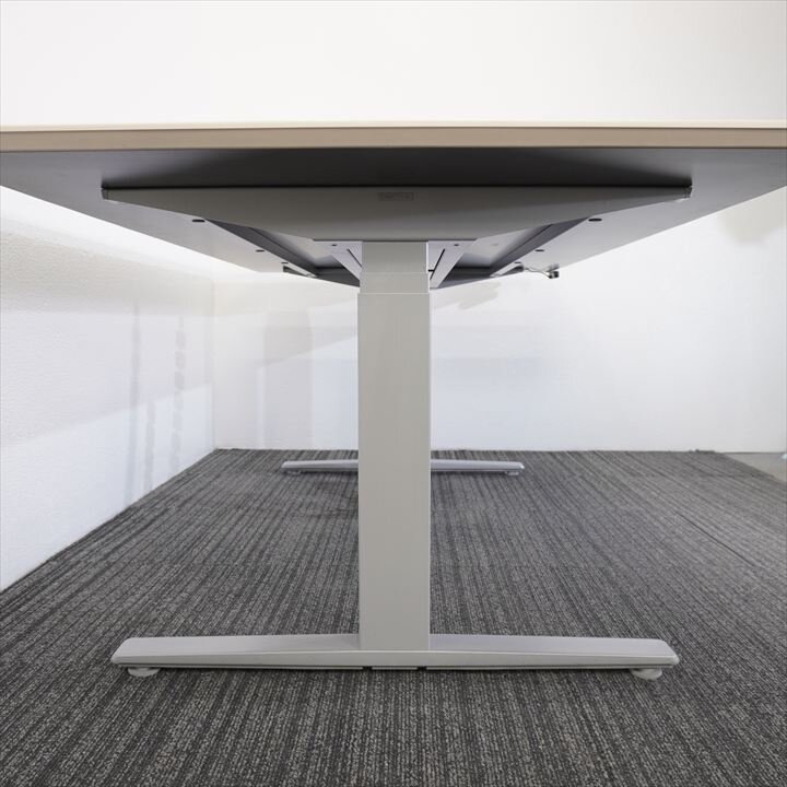 オカムラ スイフト 昇降ミーティングテーブル W2100 D1100 H700-1250