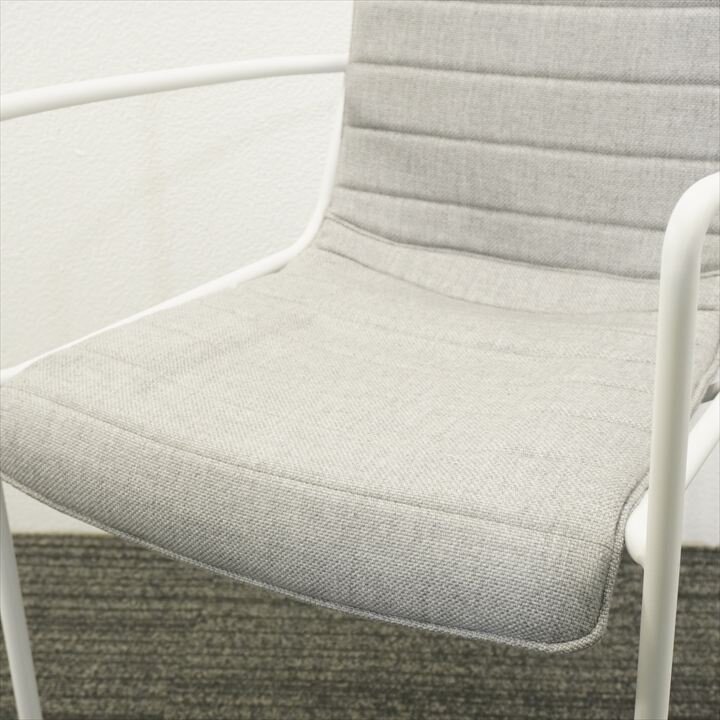 コクヨ オフセットフレーム ミーティングチェアー グレー