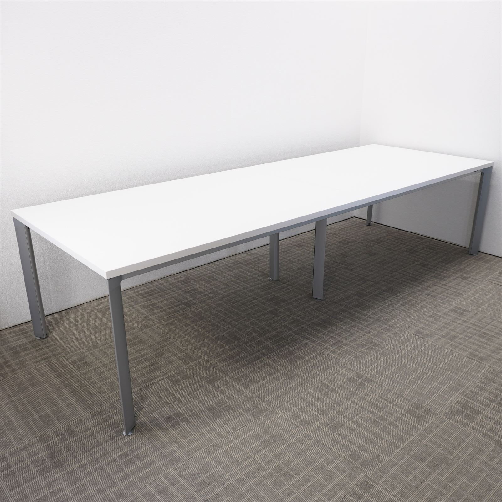 オカムラ　EX-F300　ミーティングテーブル　W3000D1050H720　ホワイト