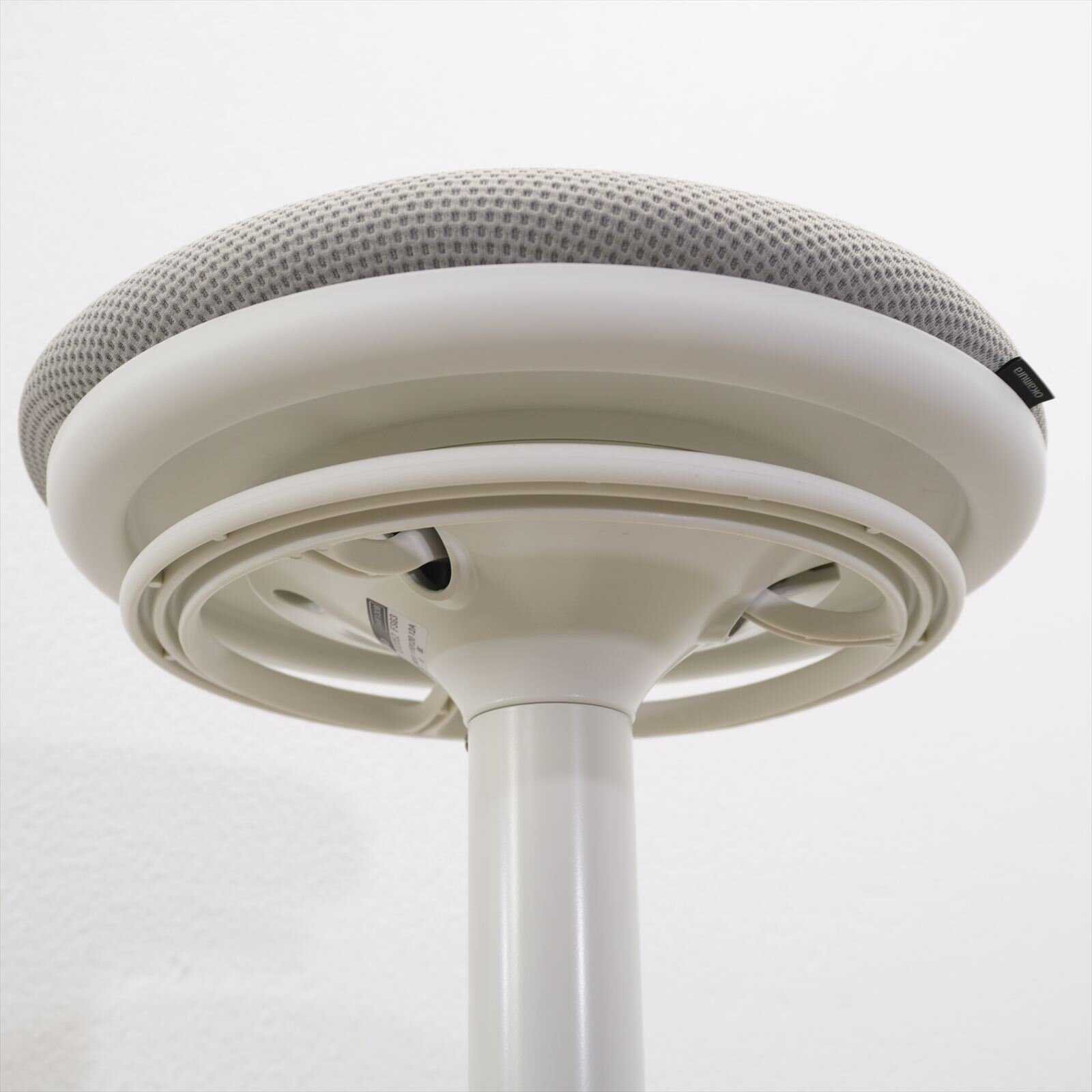 オカムラ ピルエット スイング脚スツール Φ350 H565-815 ライトグレー