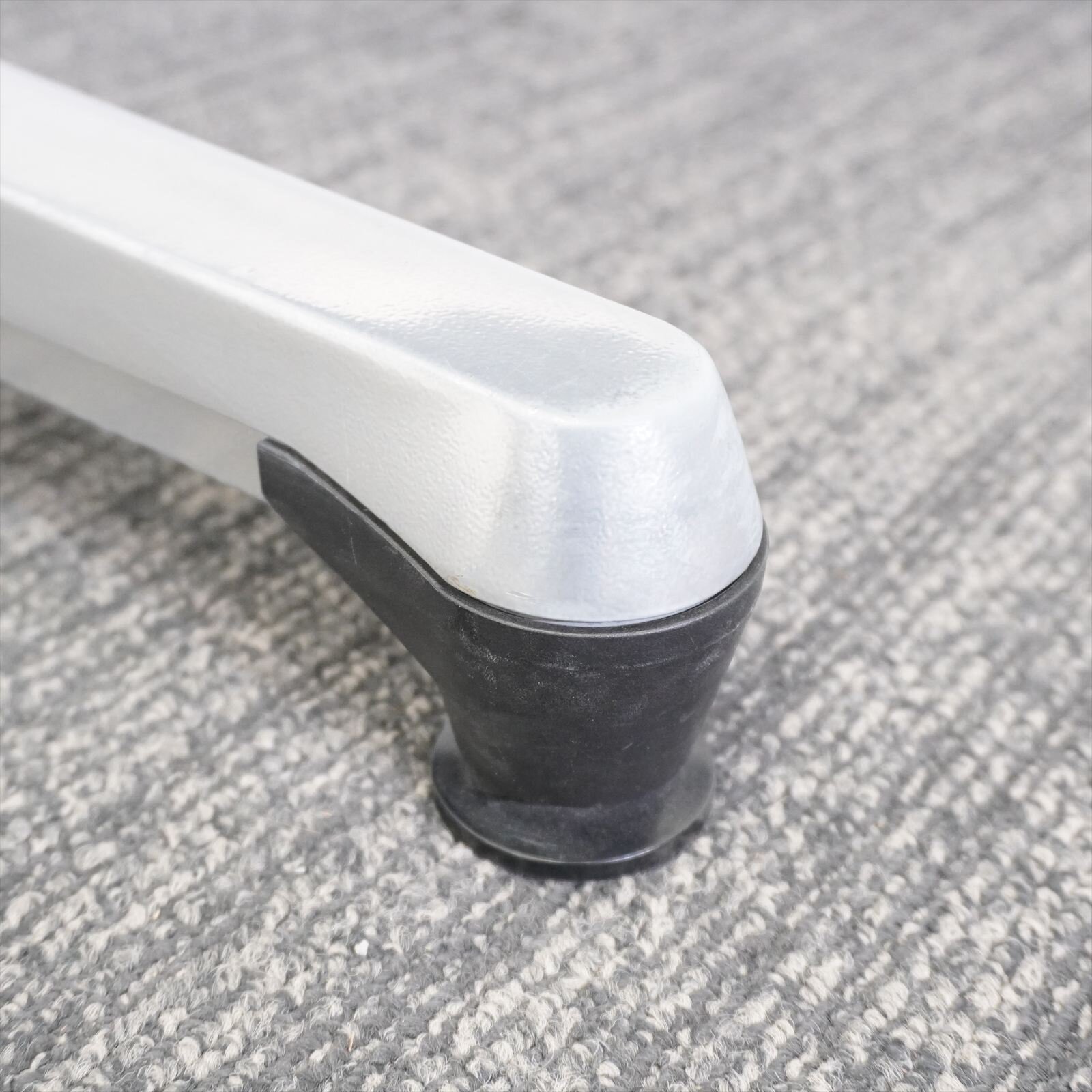 オカムラ インターアクトＭＴ ミーティングテーブル W1200 D750 H720 ホワイト