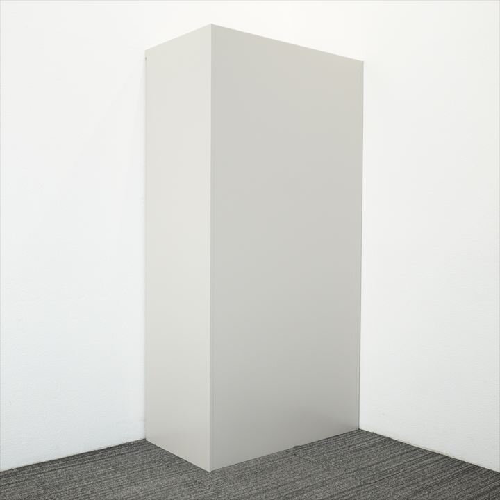 イトーキ ８人用ロッカー H1790 WE色