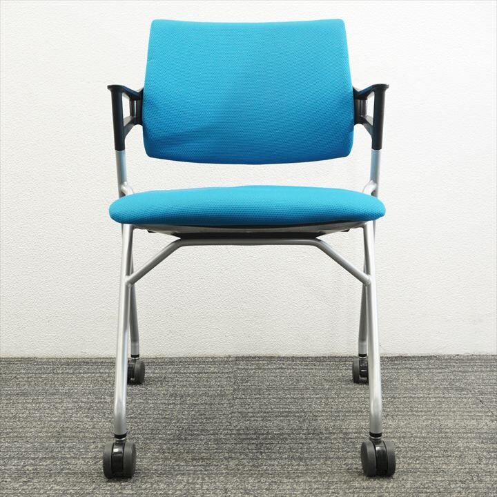【2018年製】コクヨ ピエガ ミーティングチェア 肘付 シルバー塗装脚 ブルー