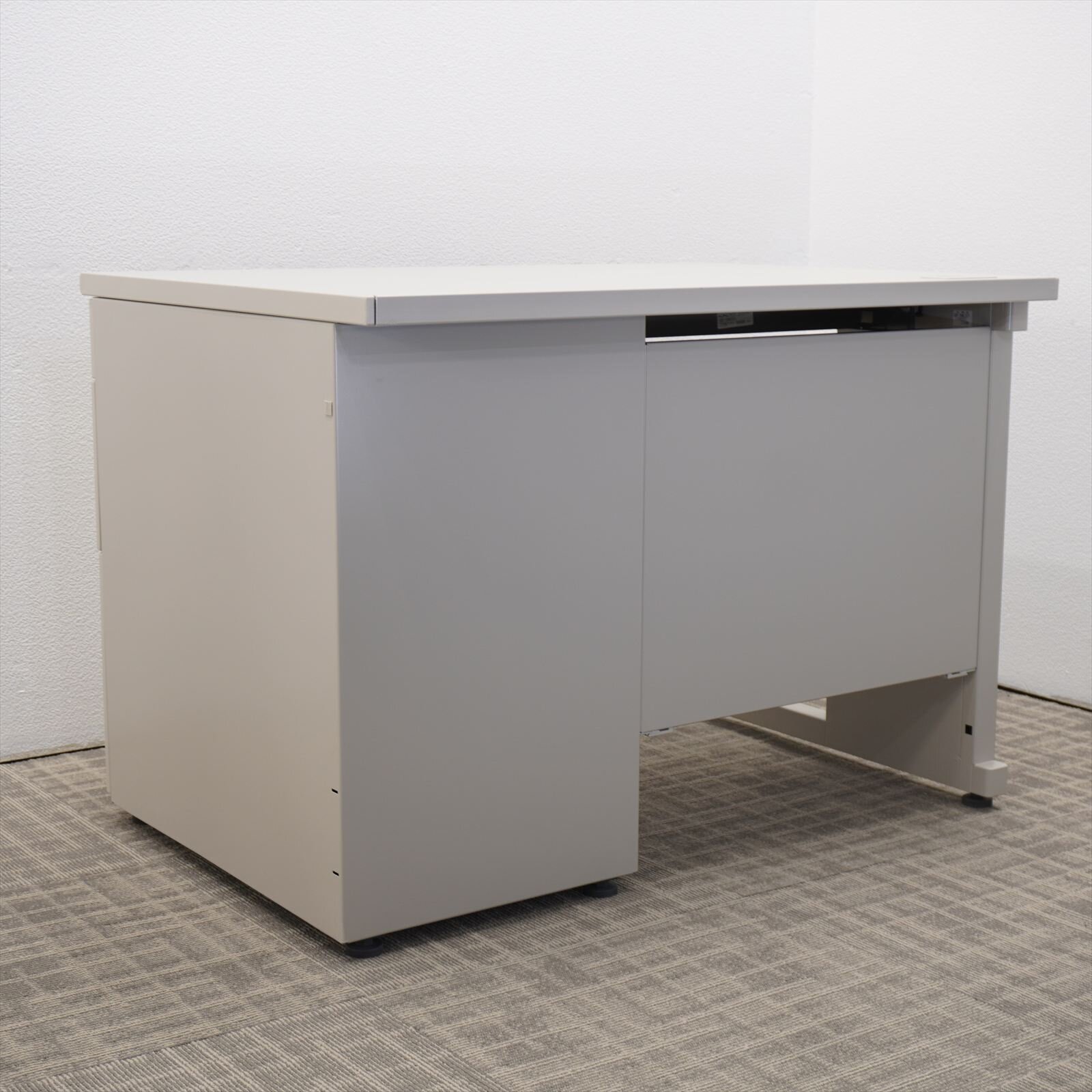 コクヨ ピクサ2 片袖机 107