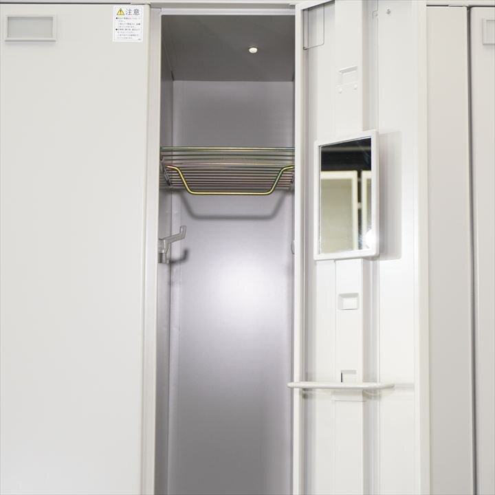 イトーキ WN型 ４人用ロッカー