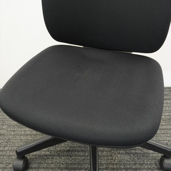 プラス プリセア ハイバック ブラック