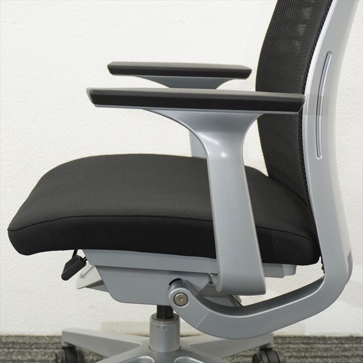 スチールケース ニューシンク 肘付 ブラック