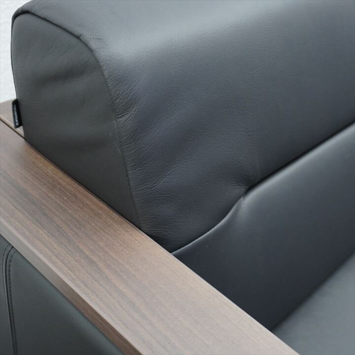 【2021年製】オカムラ S-99 2人用ソファ 革／プライズウッドダーク肘 W1500 D750 H750