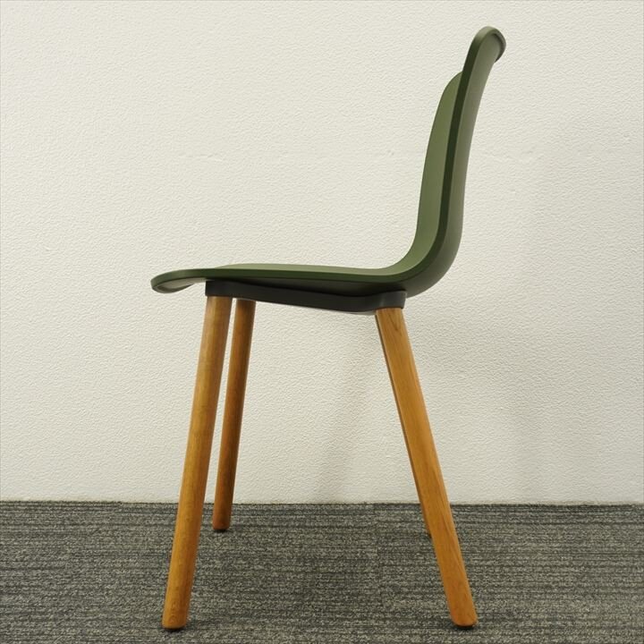 ヴィトラ ハル ＲＥ ウッドチェアー グリーン