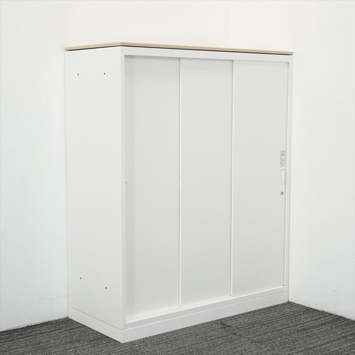 オカムラ レクトライン ３枚引戸書庫 天板付 W900 D400 H1115