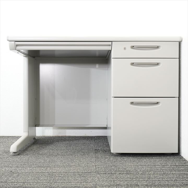 オカムラ SD－V 片袖机 107