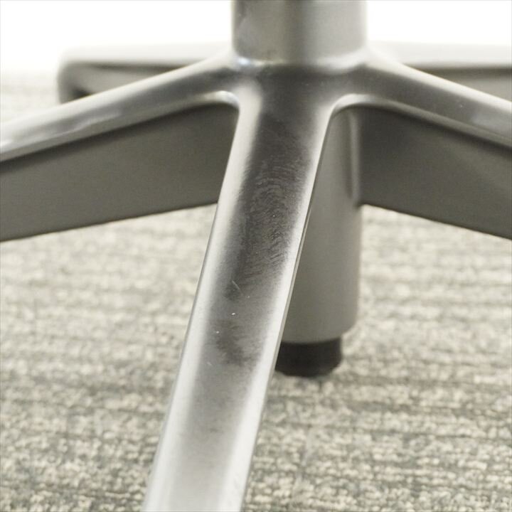 ハーマンミラー アーロンチェアー リマスタード フル装備 Ｂサイズ