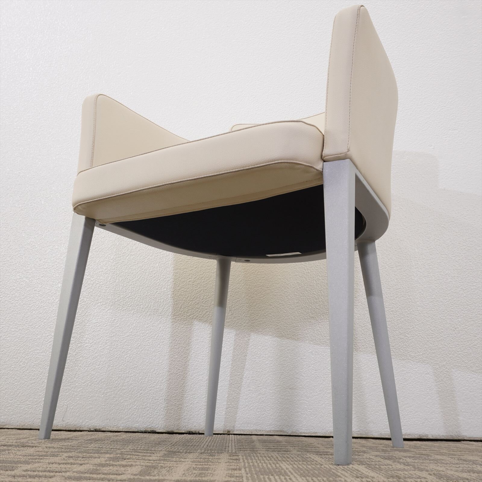 カッシーナ 364 ARIANE アリアン アームチェアー 特価品