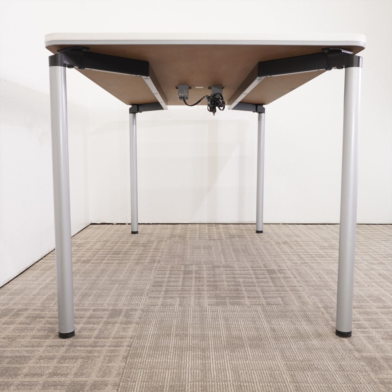 コクヨ BT-500 ミーティングテーブル W1500 D750 H720