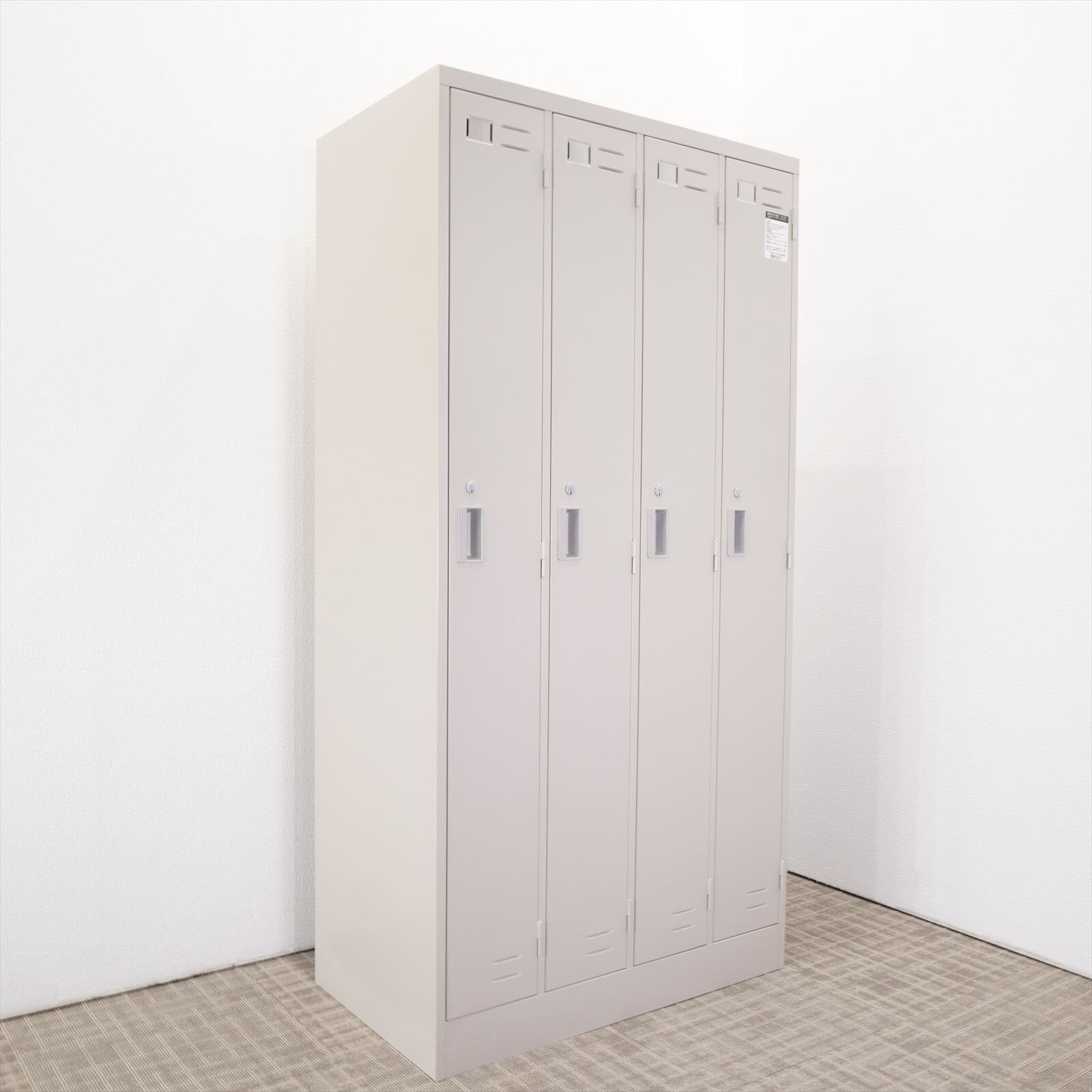 コクヨ LK ４人用ロッカー