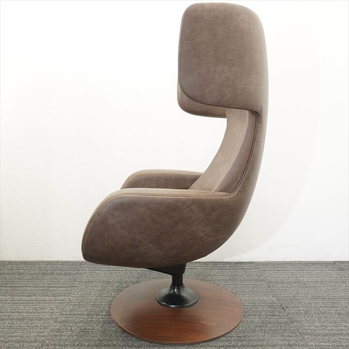 【2021年製】オカムラ ライブス パーソナルチェア ワークヴェルタイプ 革張り／ブラウン