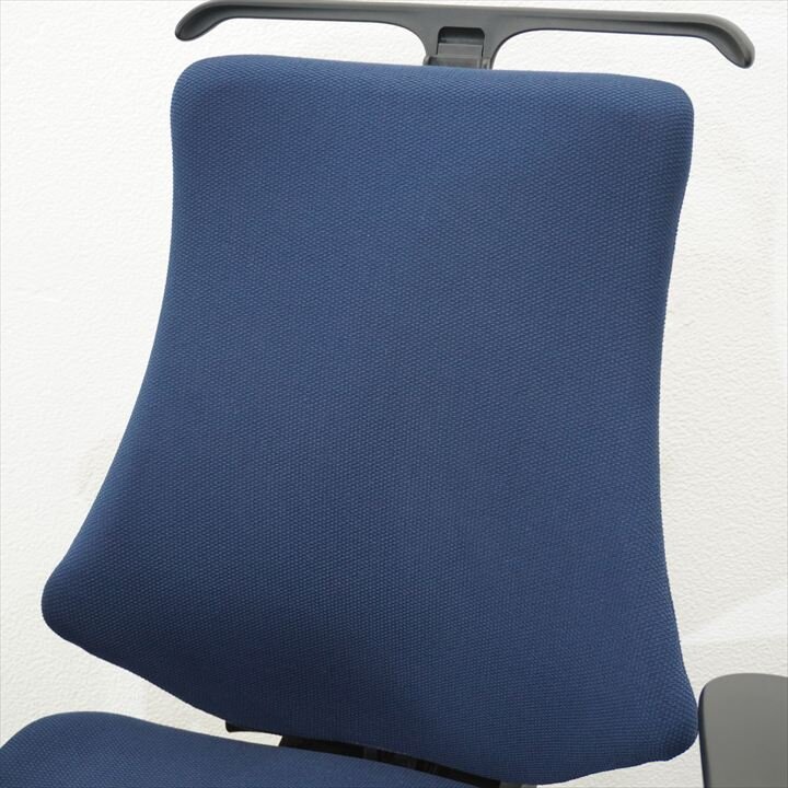 【2018年製】イトーキ エフチェア 可動肘 ハイバック クロスバック ハンガー付 ブラックシェル ネイビーブルー