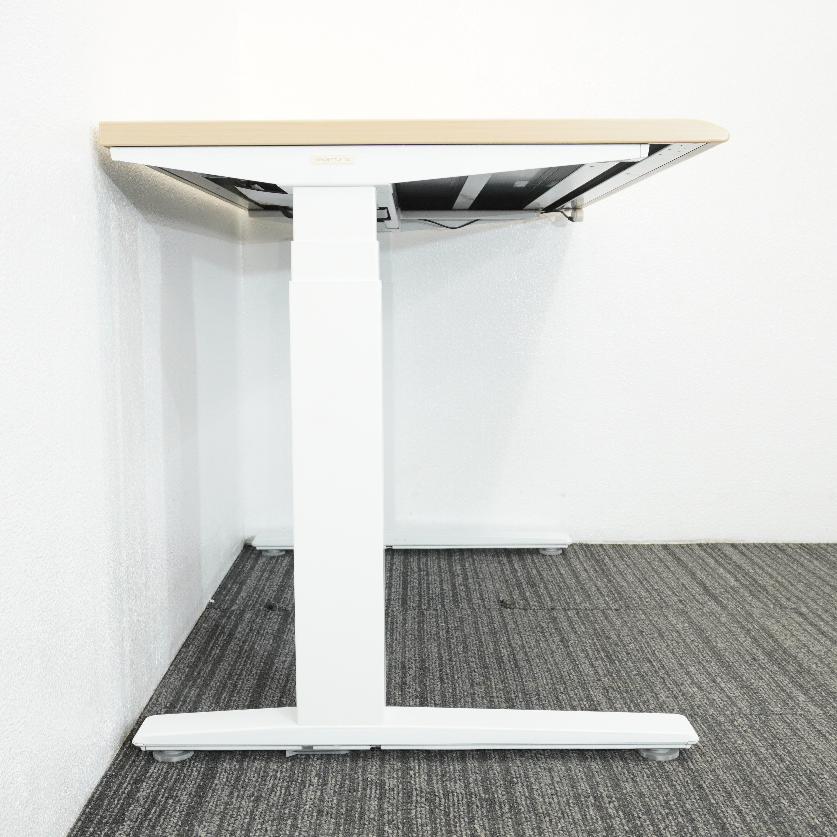 オカムラ スイフト 昇降デスク W1200(1150) ボタンタイプ(インジケータ無し) 天板：ネオウッドライト／本体：ホワイト