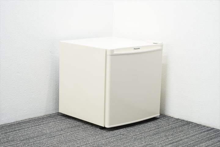 【2021年製】パナソニック NR-A50D-W形 1ドア冷蔵庫 45L 直冷式 オフホワイト