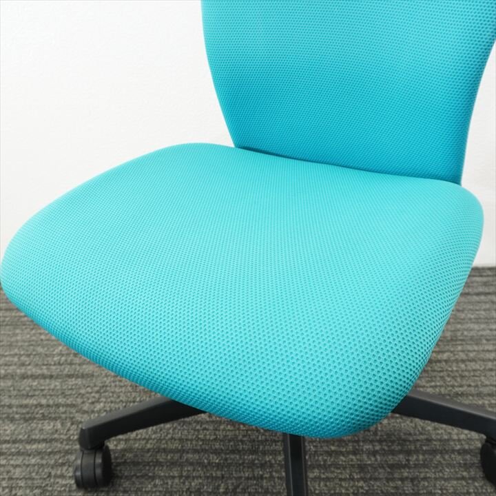 オカムラ スラート 肘無し ブルーグリーン ブラックシェル