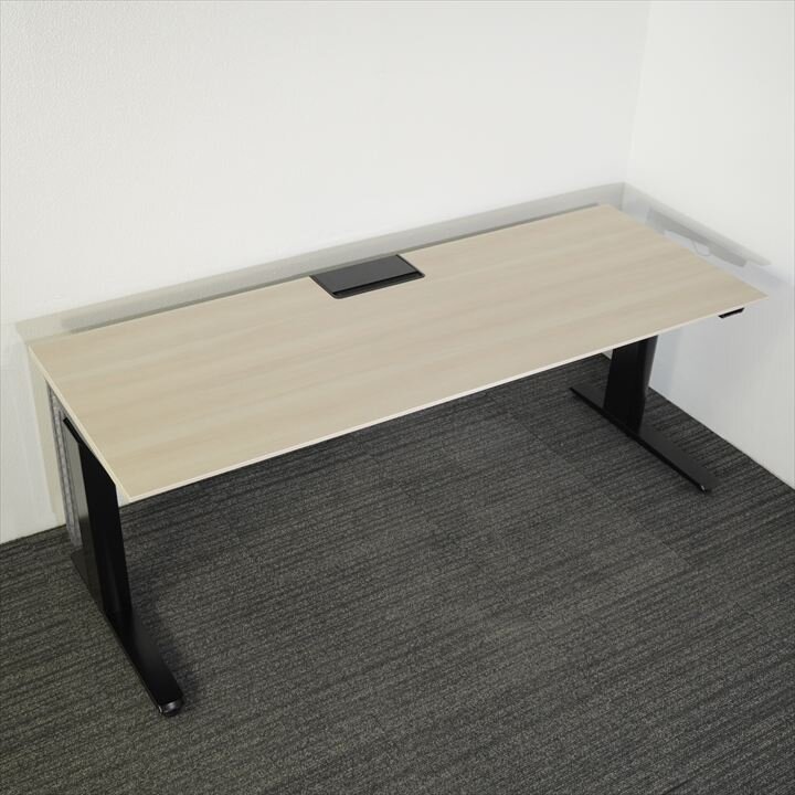 オカムラ プリシード 昇降デスク 木目 W1800(1750)