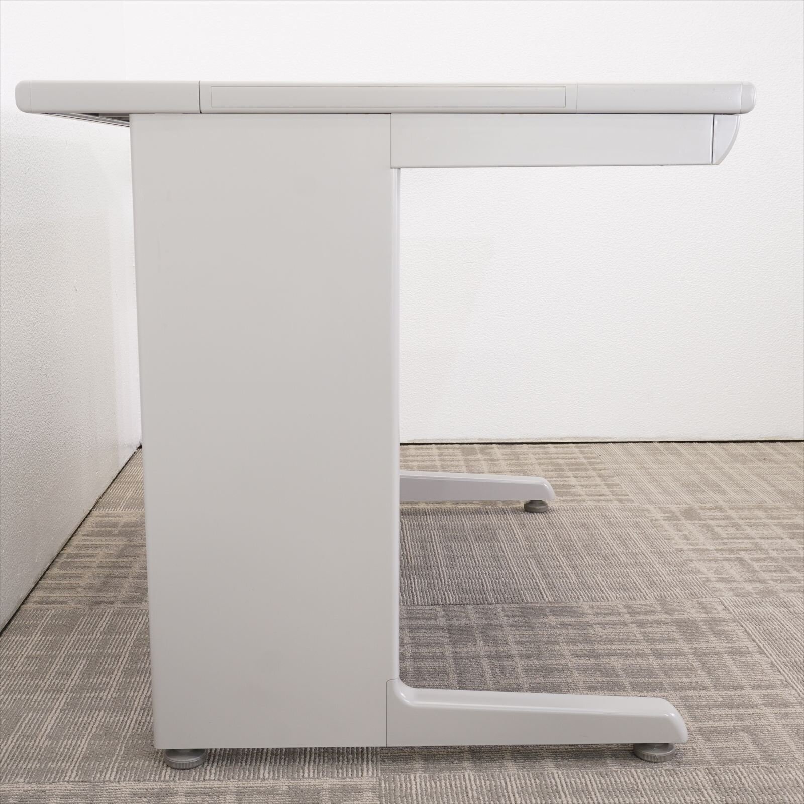 オカムラ SD-V 平机 107