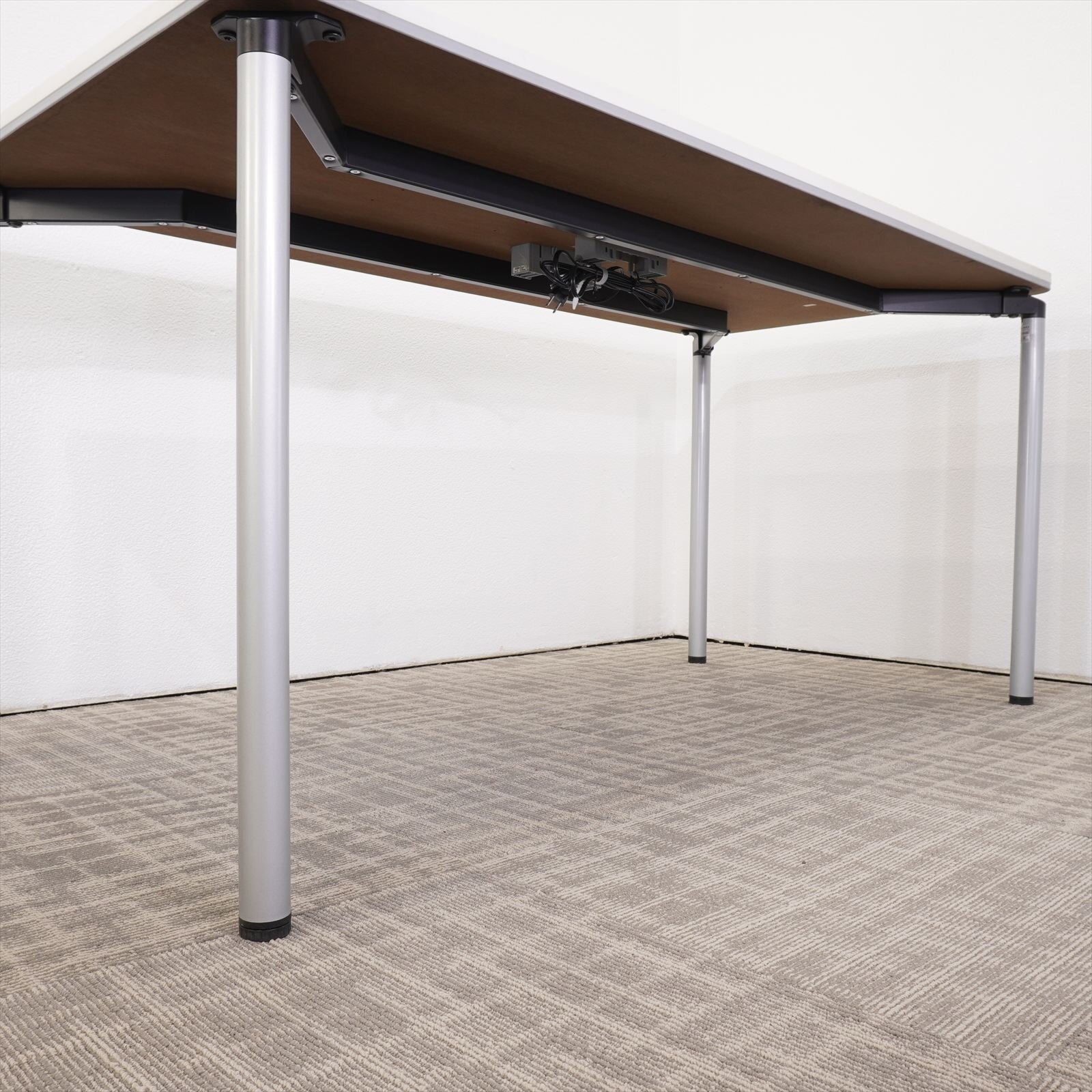 コクヨ BT-500 ミーティングテーブル W1500 D750 H720