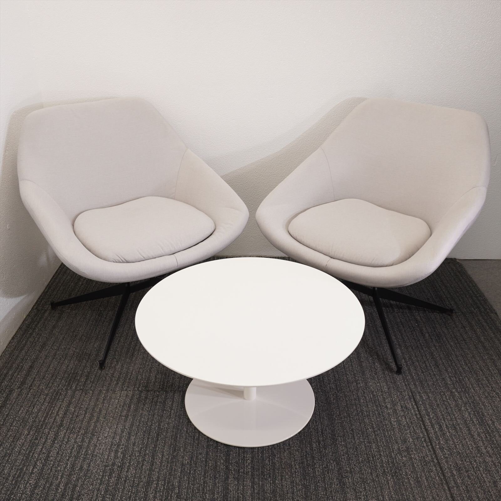 アビタスタイル 1Pソファ×4脚 + 丸テーブル Φ700 H360 セット品