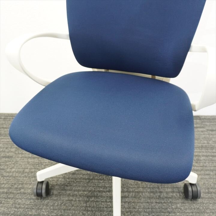 イトーキ フルゴ 肘付 ハイバック ネイビーブルー 特価品（2）