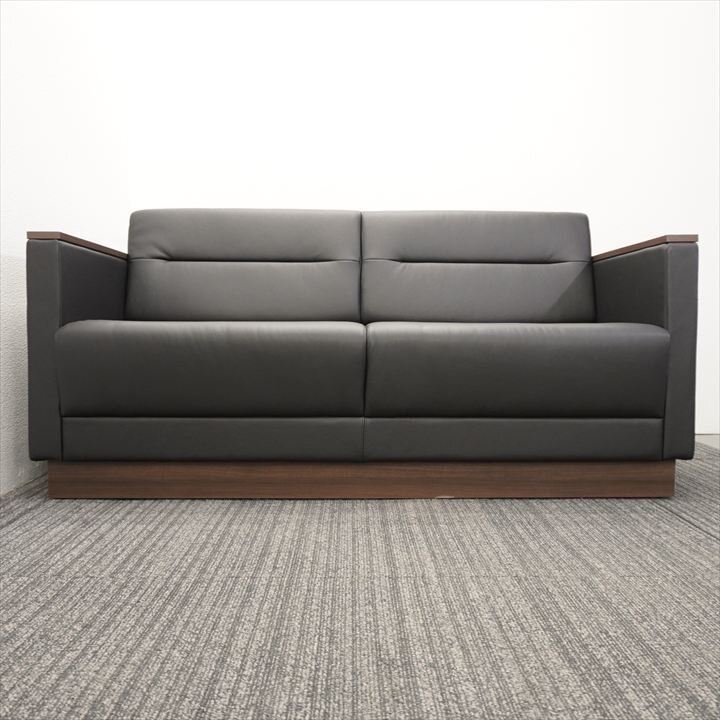 【2021年製】オカムラ S-99 2人用ソファ 革／プライズウッドダーク肘 W1500 D750 H750