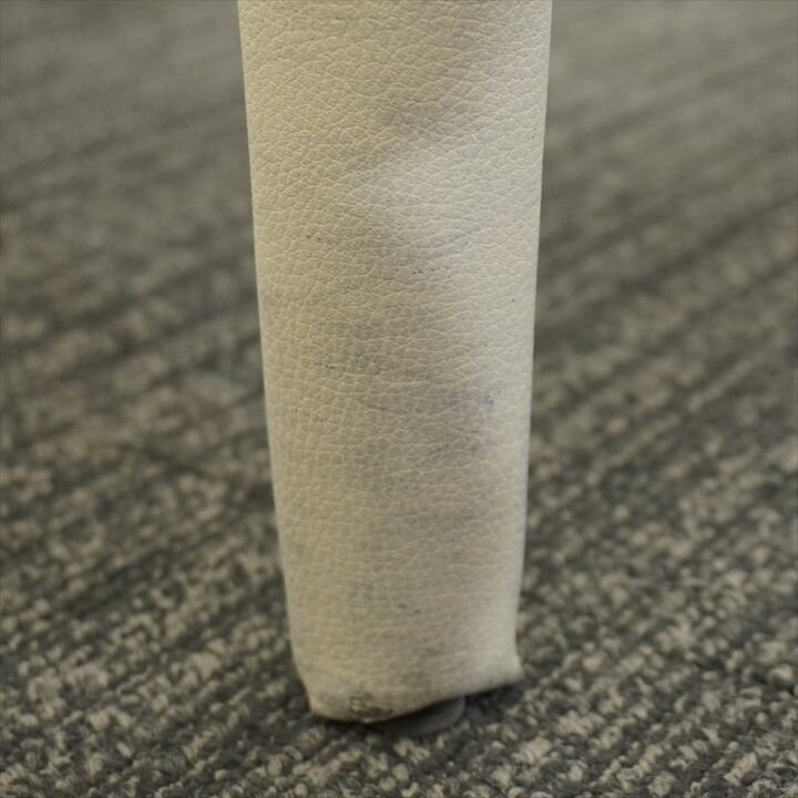 カッシーナ・イクスシー 367 HORA オラ アームチェアー アイボリー 革 特価品