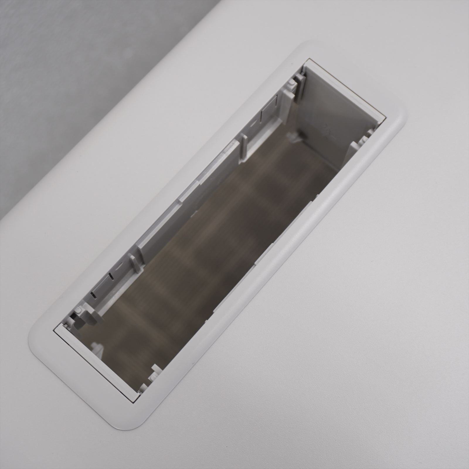 イトーキ ＣＺ 両袖机 147 H700 WE色