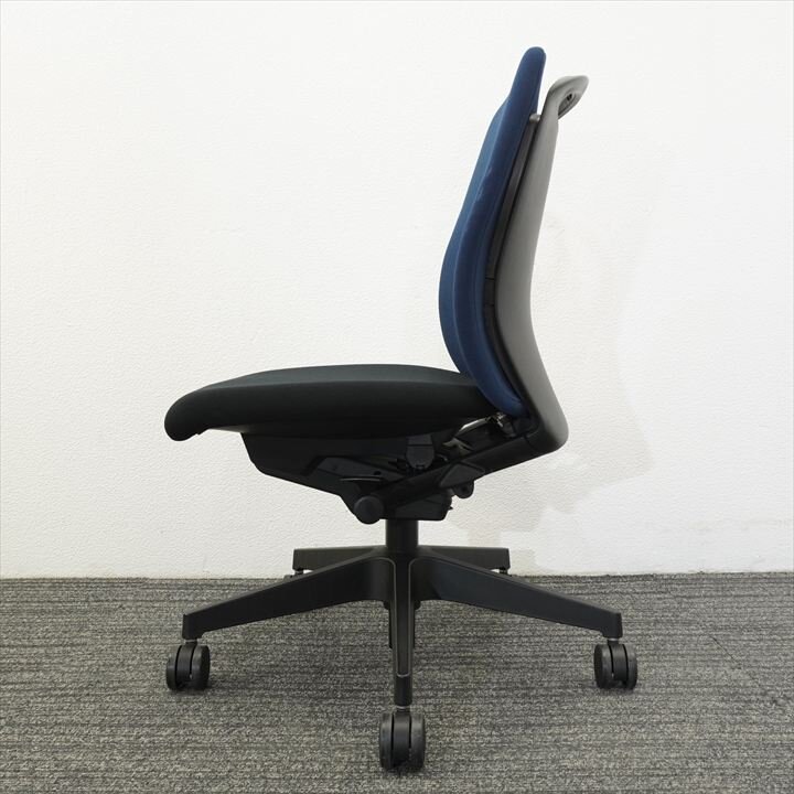 イトーキ フルゴ ネイビーブルー/ブラック