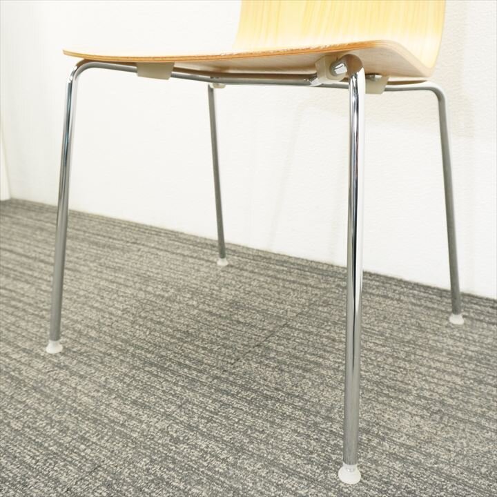 アルペール アーヴァ 木製スタッキングチェア