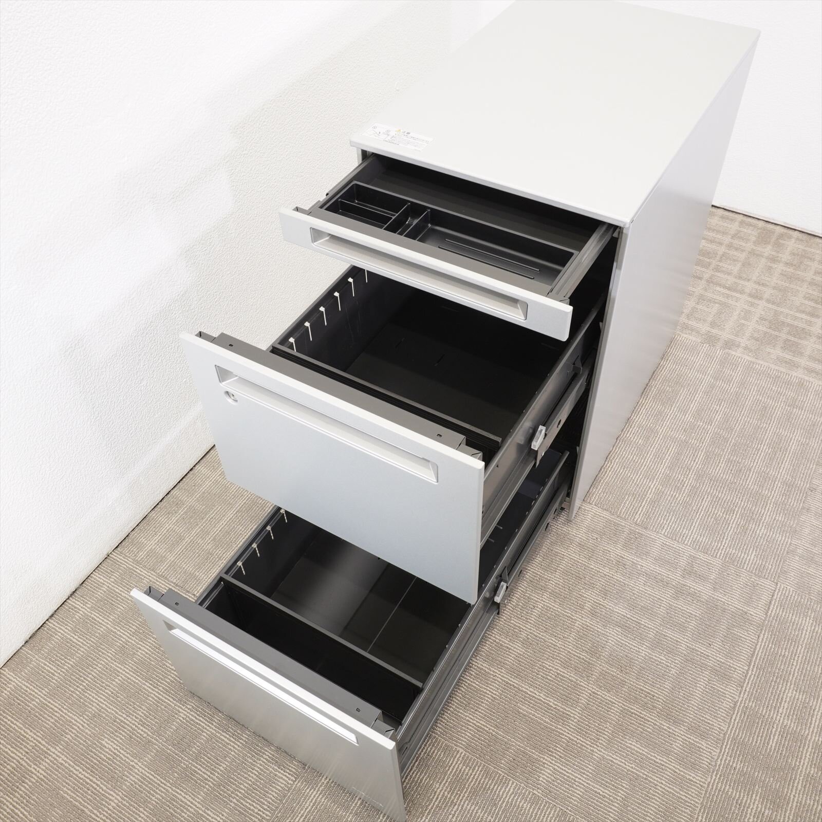 オカムラ アドバンス 3段ワゴン ペントレー H650 シルバー